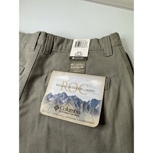 Vintage Y2K Columbia Rugged Outdoor Chino Pants Size 32x30 New With Tags Hiking